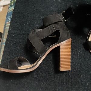 Black Forever 21 heels
